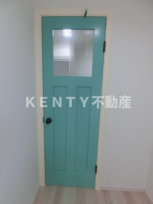 【設備】 | ハーミットクラブハウス羽田（仮） | オリジナルカラードア