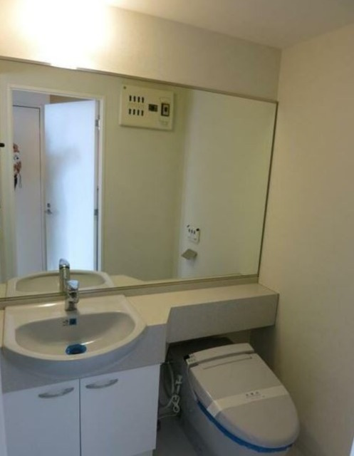 目黒区目黒本町２丁目の賃貸マンションの洗面所