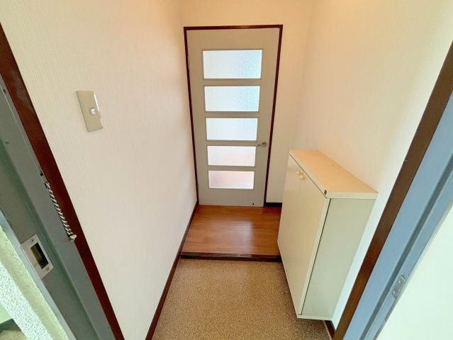 コンフォート片岡の玄関