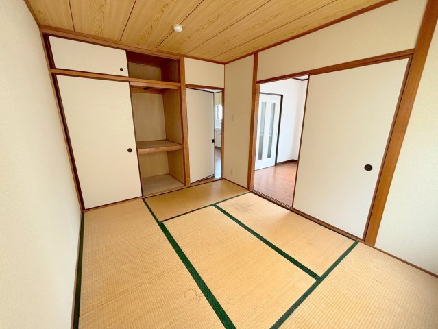 コンフォート片岡の和室