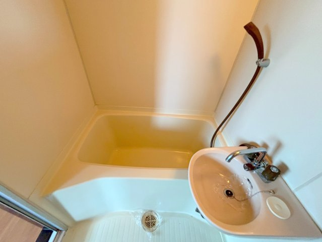 コンフォート片岡の浴室