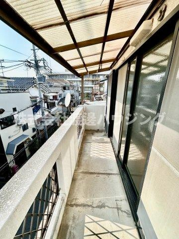 豊中市庄内幸町４丁目の一戸建てのバルコニー