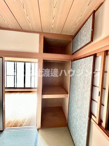 豊中市庄内幸町４丁目の一戸建ての収納