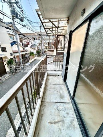 豊中市庄内幸町４丁目の一戸建てのバルコニー