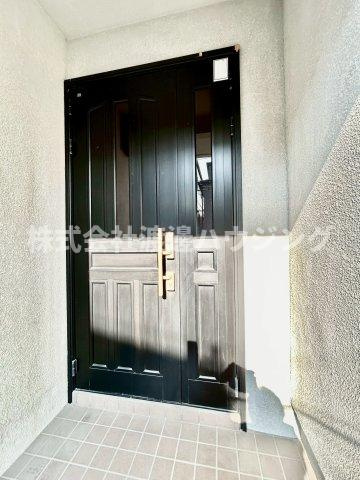 豊中市庄内幸町４丁目の一戸建てのエントランス