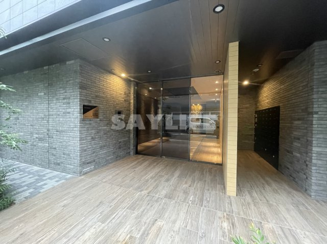 ブランシエスタ天満のエントランス