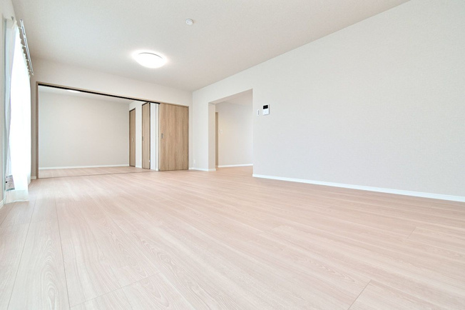 【居間・リビング】 | サンライフA棟☆仲介手数料半額☆