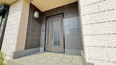 【玄関】 | 栗橋東六丁目中古戸建
