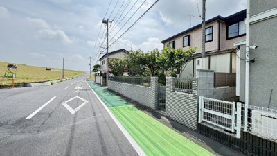 【前面道路含む現地写真】 | 栗橋東六丁目中古戸建