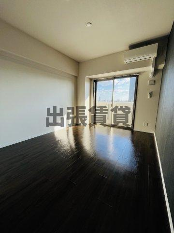 仲介手数料0円！RAFFLE OZONEの居間・リビング