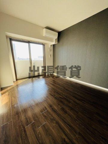 仲介手数料0円！RAFFLE OZONEの居間・リビング