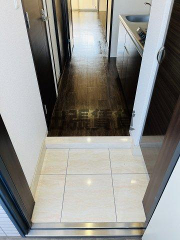 仲介手数料0円！RAFFLE OZONEの玄関