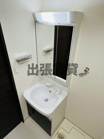 仲介手数料0円！RAFFLE OZONEの洗面所