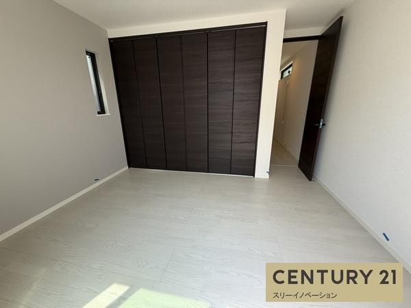 鶴町1丁目新築戸建2号地の洋室