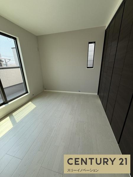 鶴町1丁目新築戸建2号地の洋室