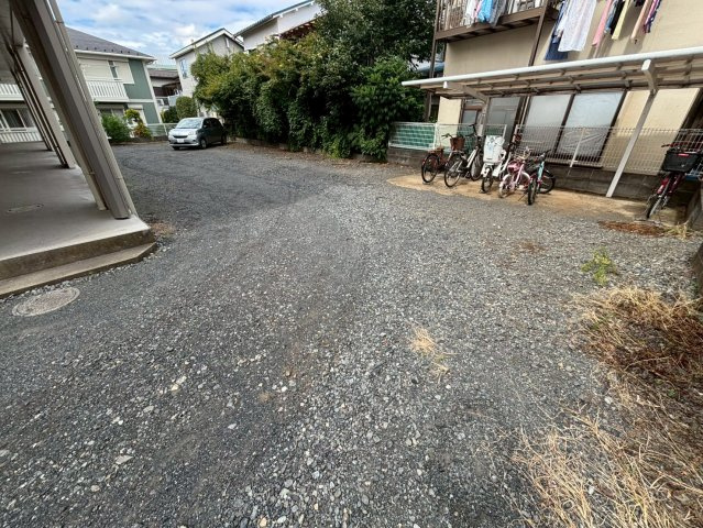 シティハイム　ハイツ白樺7号の駐車場|敷地内駐車場