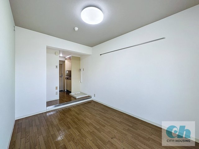 川崎京町センチュリー21 405号室の居間・リビング