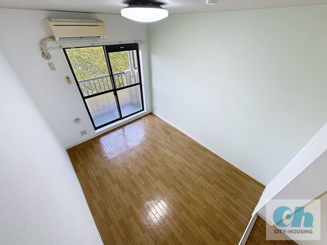 川崎京町センチュリー21 405号室の居間・リビング