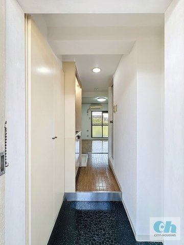 川崎京町センチュリー21 405号室の玄関