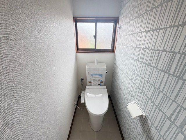 玉村町南玉　中古1299のトイレ