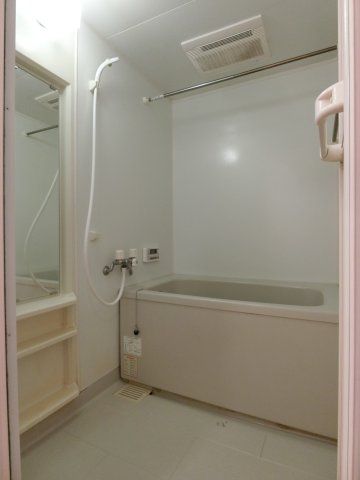 カーサ・オランジュの浴室