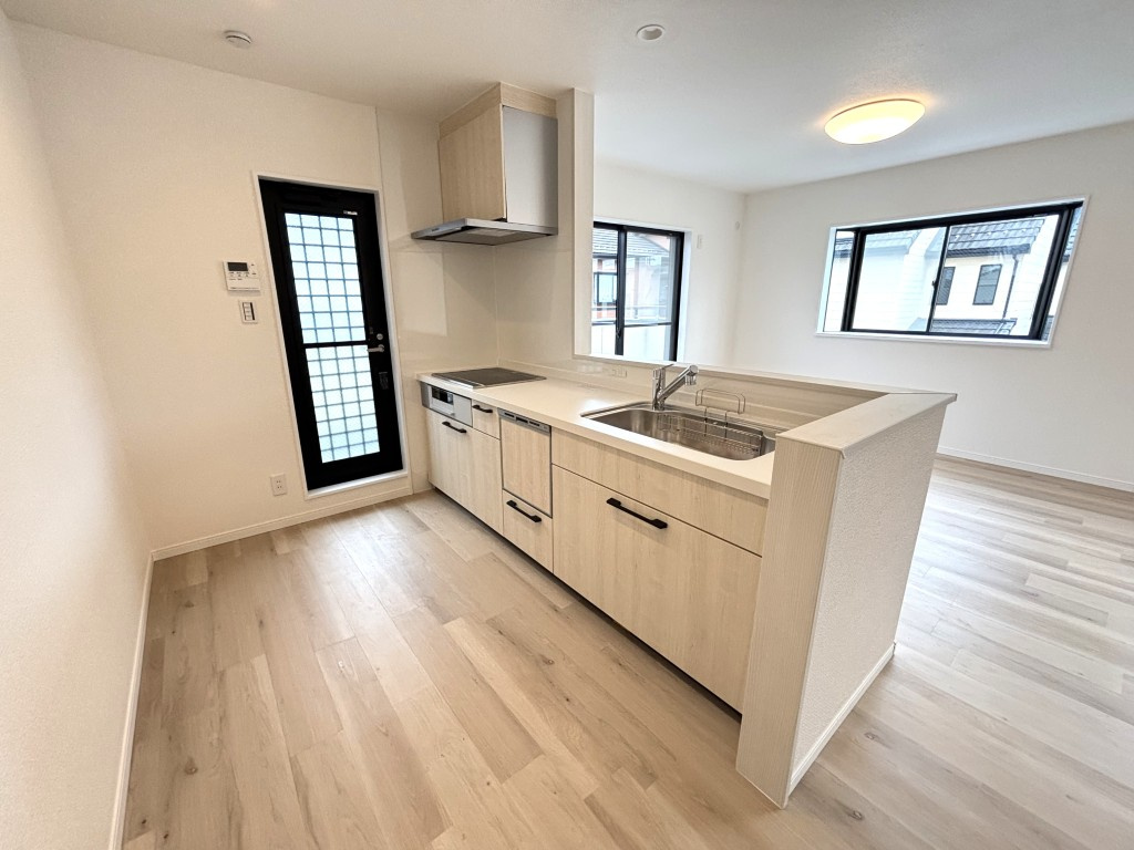 一宮市和光二丁目戸建のキッチン