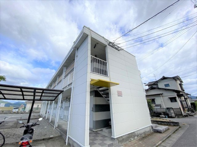 【外観】 | レオパレス迎町 | 写真と現状が異なる場合は現状を優先します。
