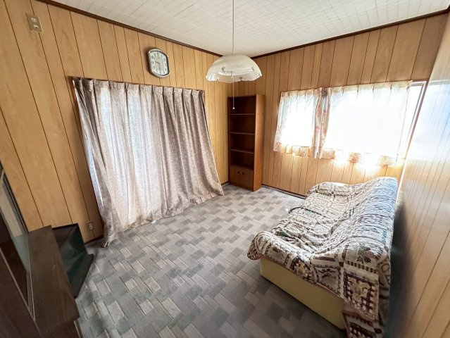 中古戸建　大垣市昼飯町　平成２年築の洋室