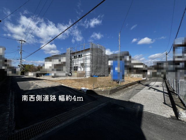 【前面道路含む現地写真】 | 香南市野市町西野/東棟