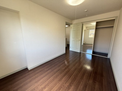 【洋室】 | プレサスガーデン