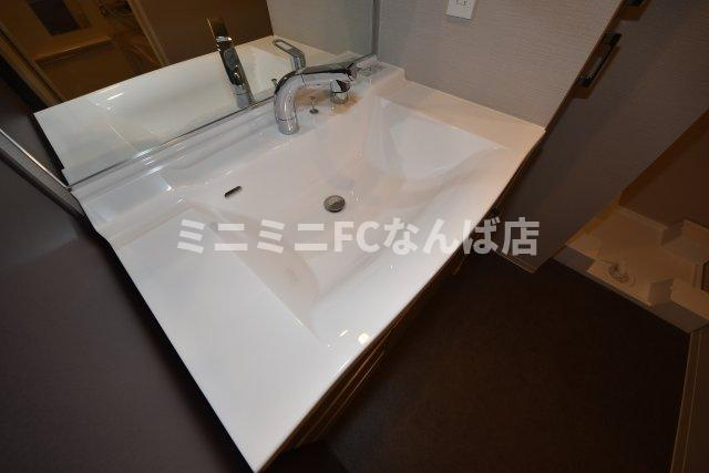 大阪市西区京町堀２丁目の賃貸マンション