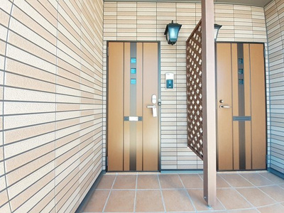 【エントランス】 | グレース六番館 | ゆとりのあるエントランスです