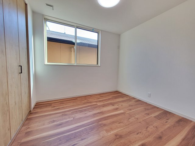 土佐町3丁目1区画・新築戸建の洋室