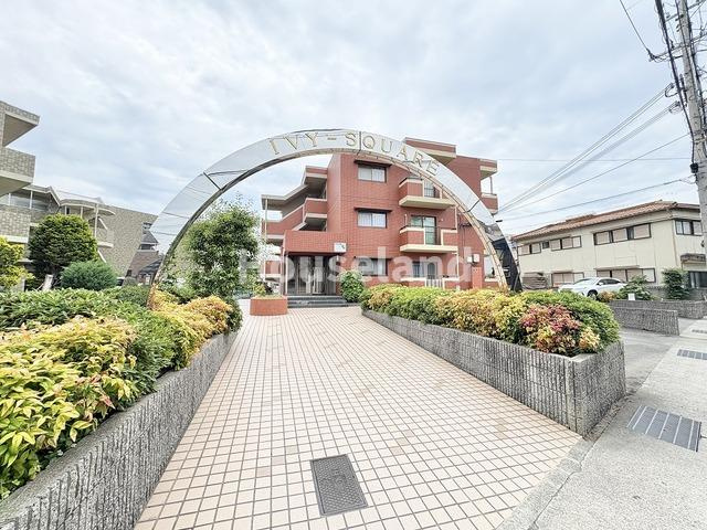 ＩＶＹ－ＳＱＵＡＲＥのエントランス