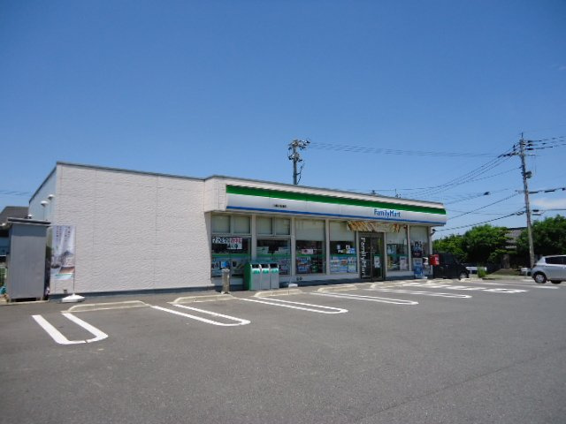 フレンド・Ｈｅａｒｔの周辺|ファミリーマート八幡木屋瀬店まで688ｍ
