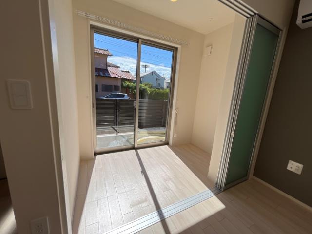 リバーサイドコート御開の内装|室内