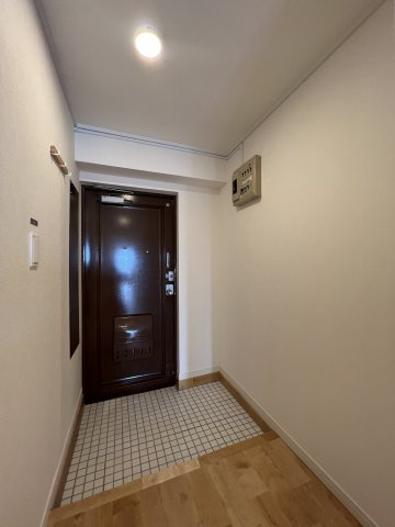 日恵コーポの玄関