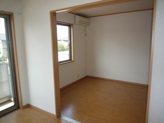 グレイス上の原の居間・リビング|洋室