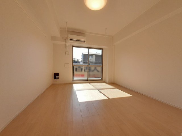 ロータス青山１の内装