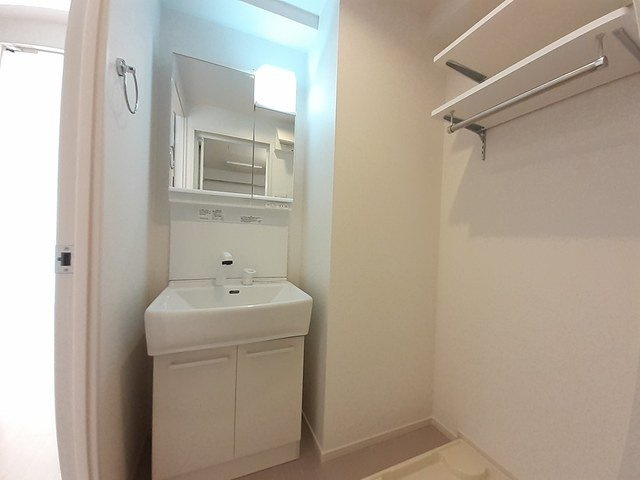 ロータス青山１の洗面所