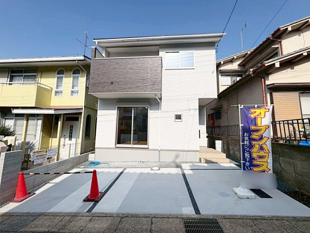 日野不動講町の外観