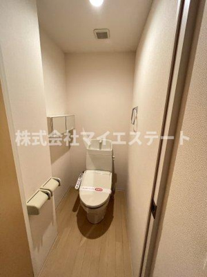 【トイレ】 | ロイヤルレジデンス