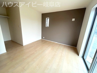 【洋室】 | 安八町西結新築建売全3棟！1.2号棟平屋！お車並列3台可能！ウォークインクローゼットあります♪ | 安八町西結新築建売全3棟！1.2号棟平屋！お車並列3台可能！ウォークインクローゼットあります♪