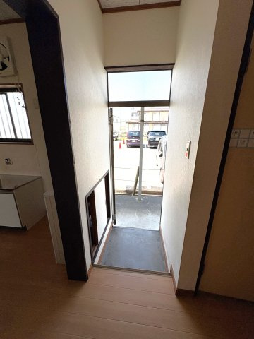 コーポ富田の玄関