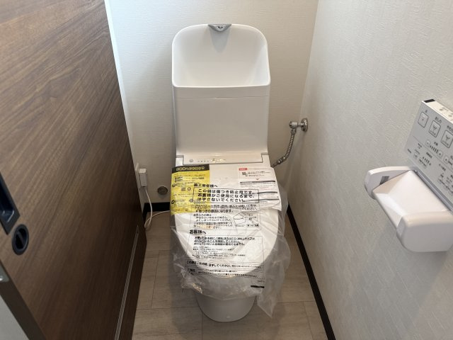 東新町ガレージハウスのトイレ