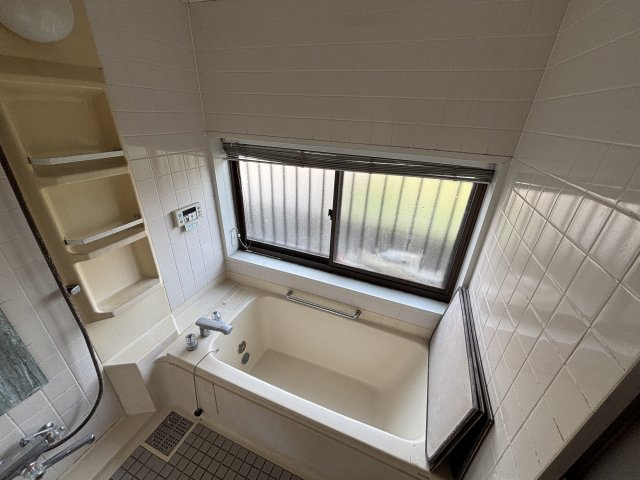 栃木県下都賀郡野木町丸林 中古物件の浴室|ゆったり過ごせるお風呂です