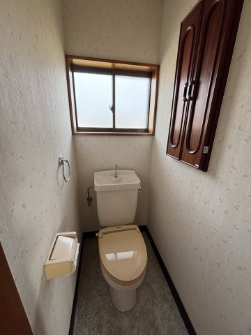 栃木県下都賀郡野木町丸林 中古物件のトイレ