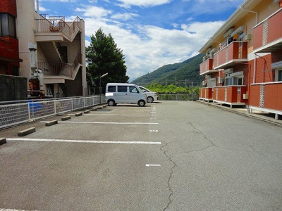【駐車場】 | グリーンビレッジＡ