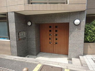 【エントランス】