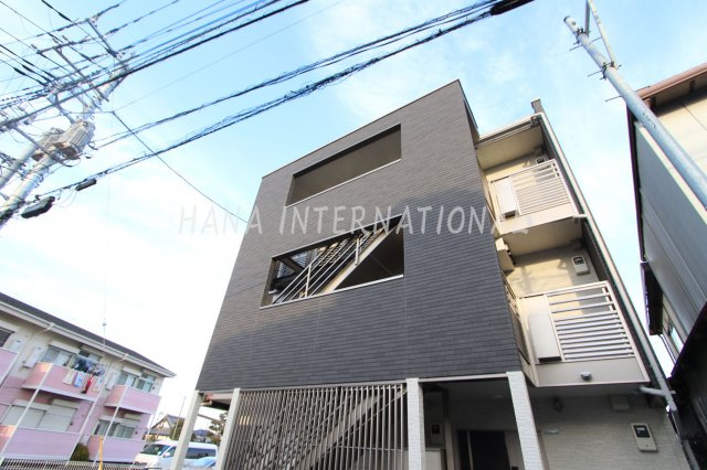 クレイノコモドラウムの外観